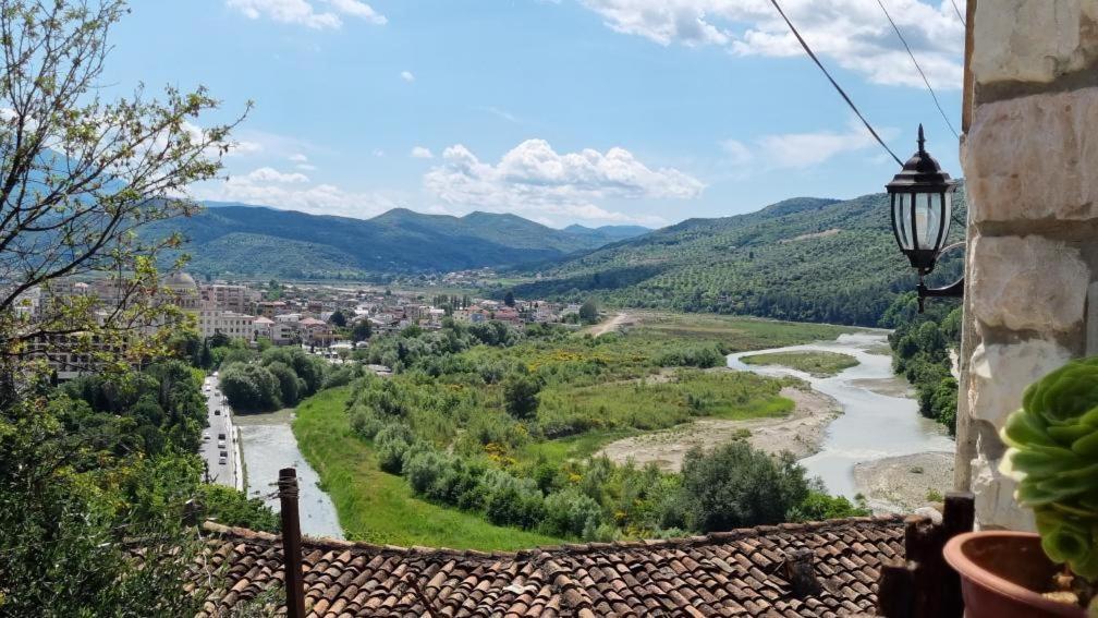 Old Town Hava Baci Hotell Berat Exteriör bild
